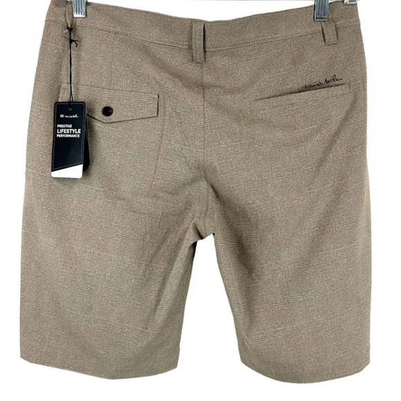 Travis Mathew Grommet Men's Size 40 Textured PinStripe Golf Shorts Khaki Brown - Picture 1 of 11